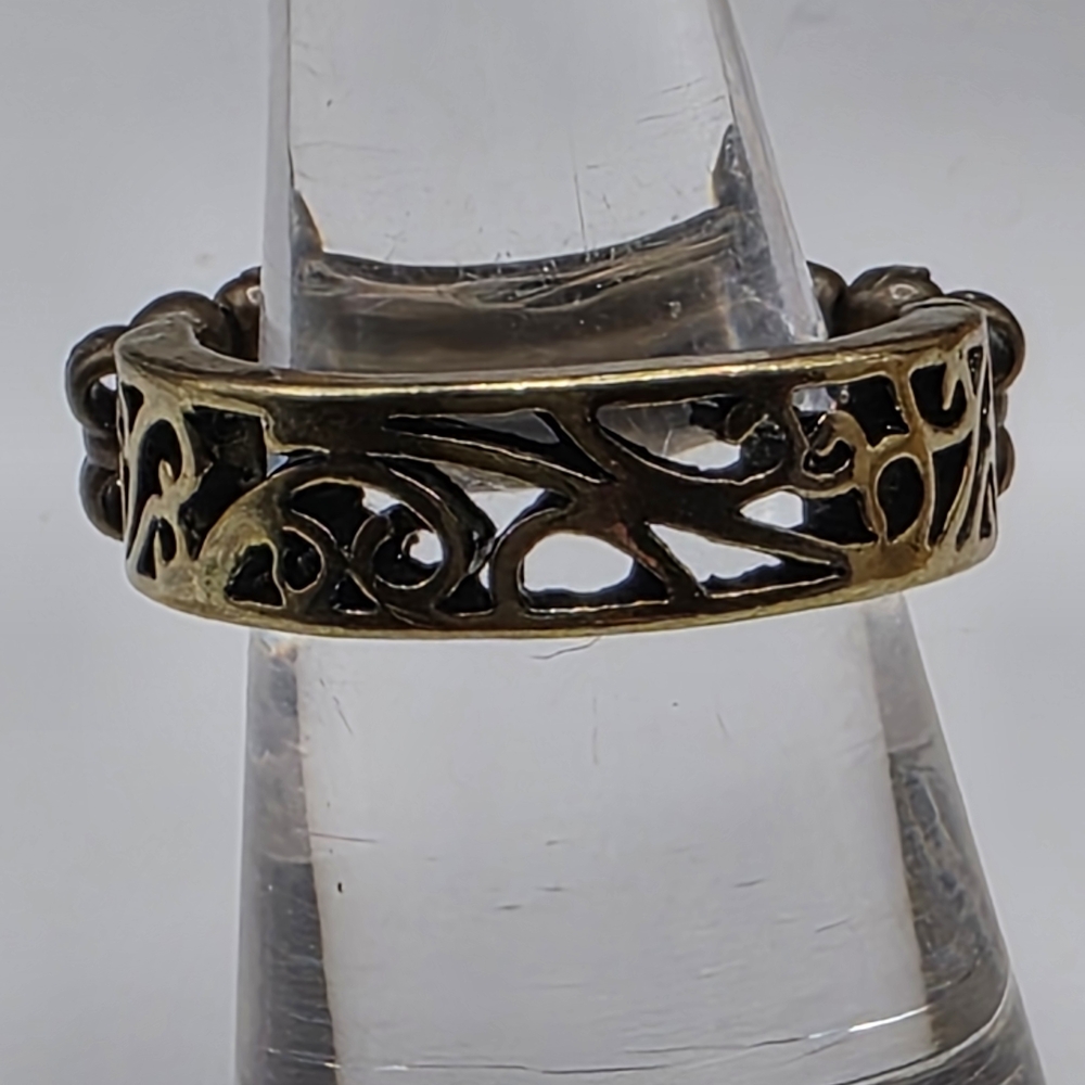 Paparazzi Gold Filigree Ring (348)